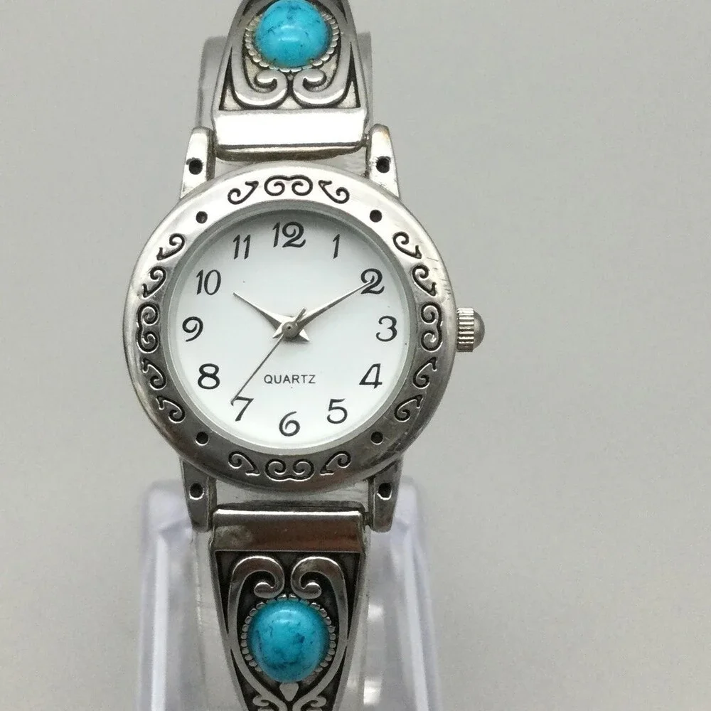 Accutime Southwest Womens Watch 25mm Silver Tone Expansion Bracelet New Battery